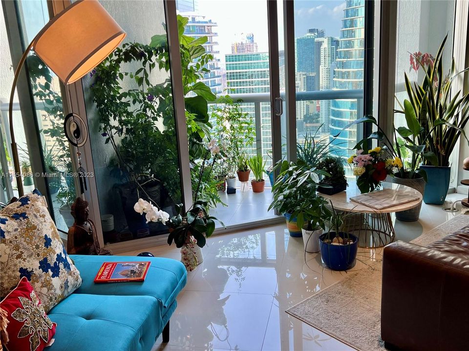 Recently Sold: $459,000 (0 beds, 1 baths, 598 Square Feet)