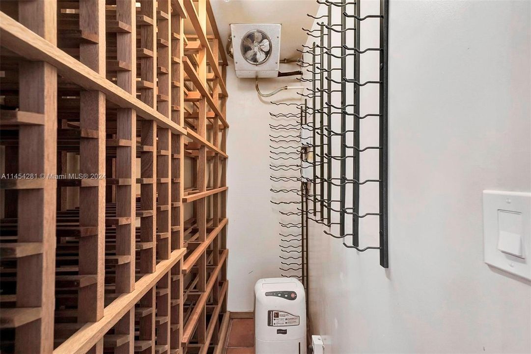 Recently Sold: $2,999,998 (4 beds, 4 baths, 3668 Square Feet)