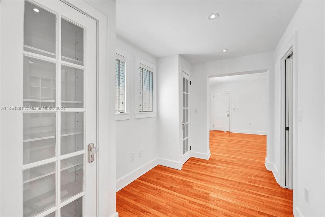 Master Bedroom Dressing Area