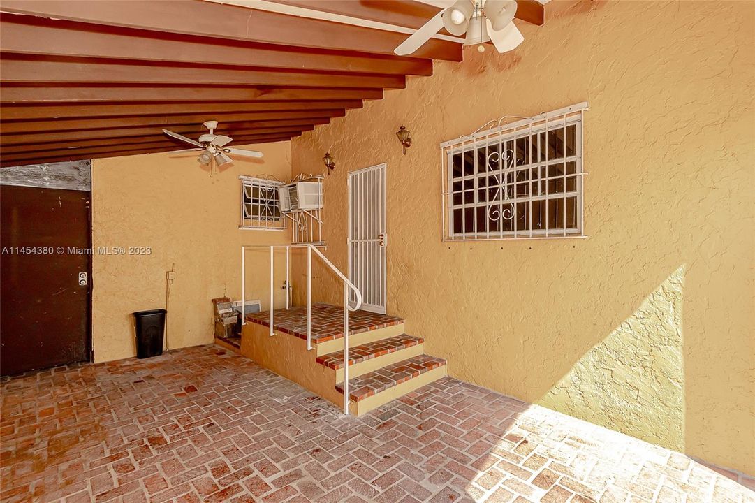 Recently Sold: $499,900 (0 beds, 0 baths, 1528 Square Feet)