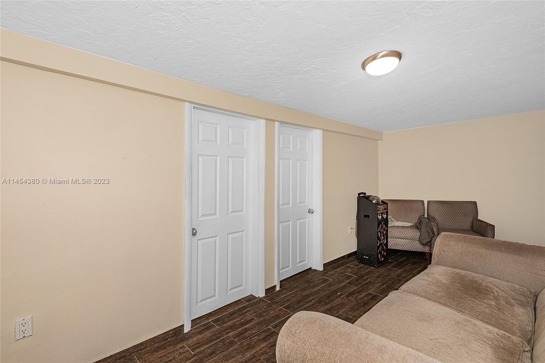 Recently Sold: $499,900 (0 beds, 0 baths, 1528 Square Feet)