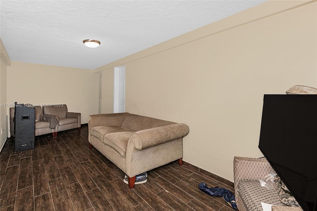 Recently Sold: $499,900 (0 beds, 0 baths, 1528 Square Feet)