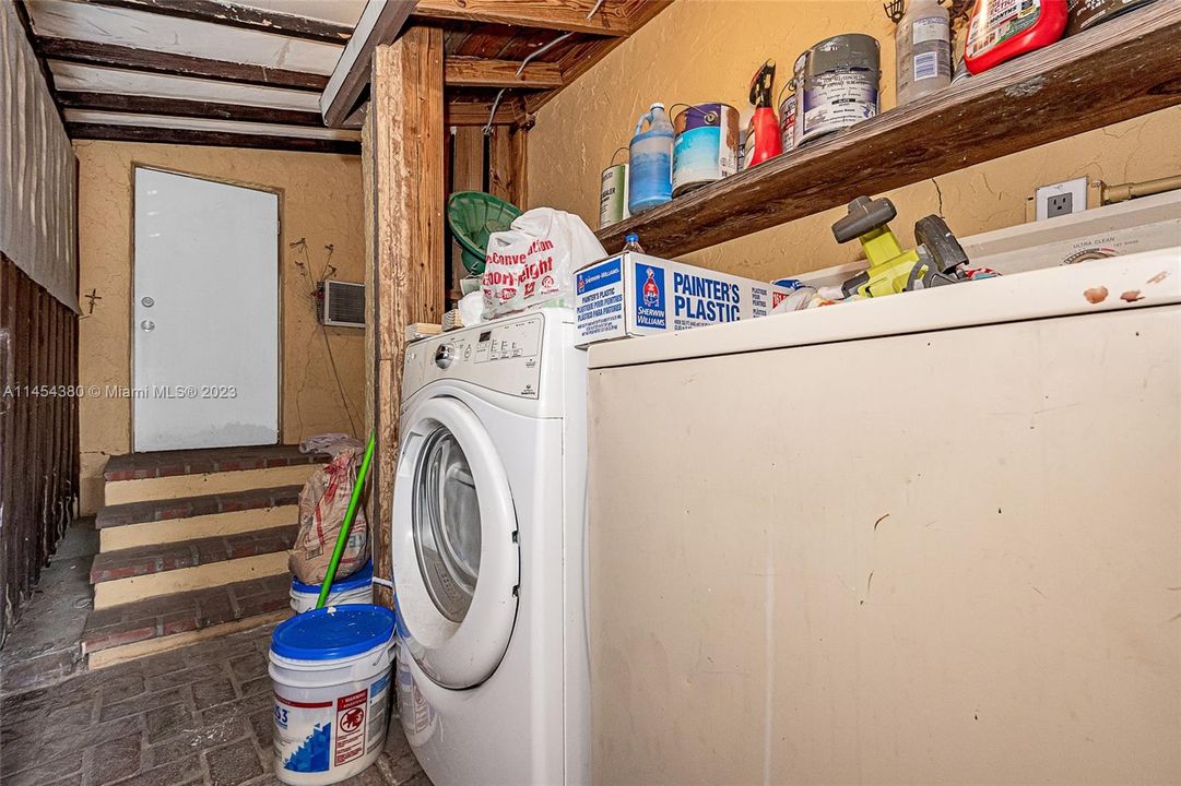 Recently Sold: $499,900 (0 beds, 0 baths, 1528 Square Feet)