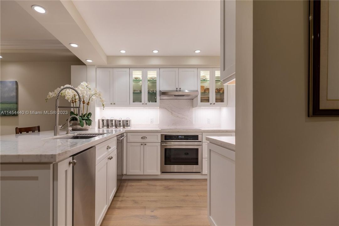 Recently Sold: $1,275,000 (2 beds, 2 baths, 1515 Square Feet)