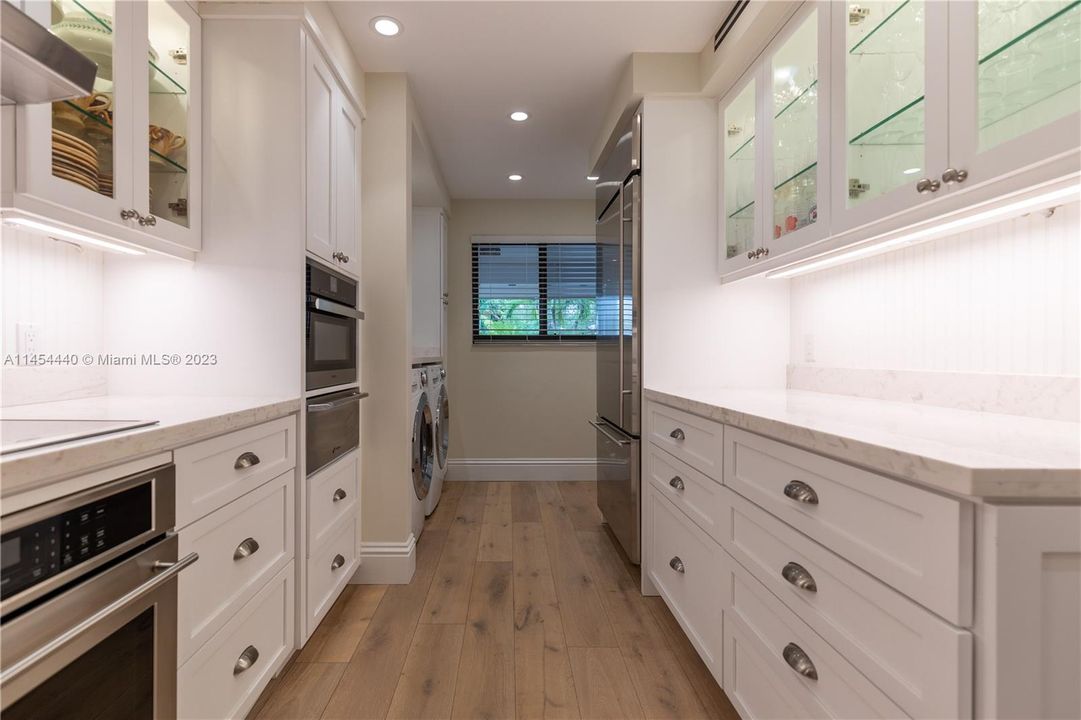 Recently Sold: $1,275,000 (2 beds, 2 baths, 1515 Square Feet)