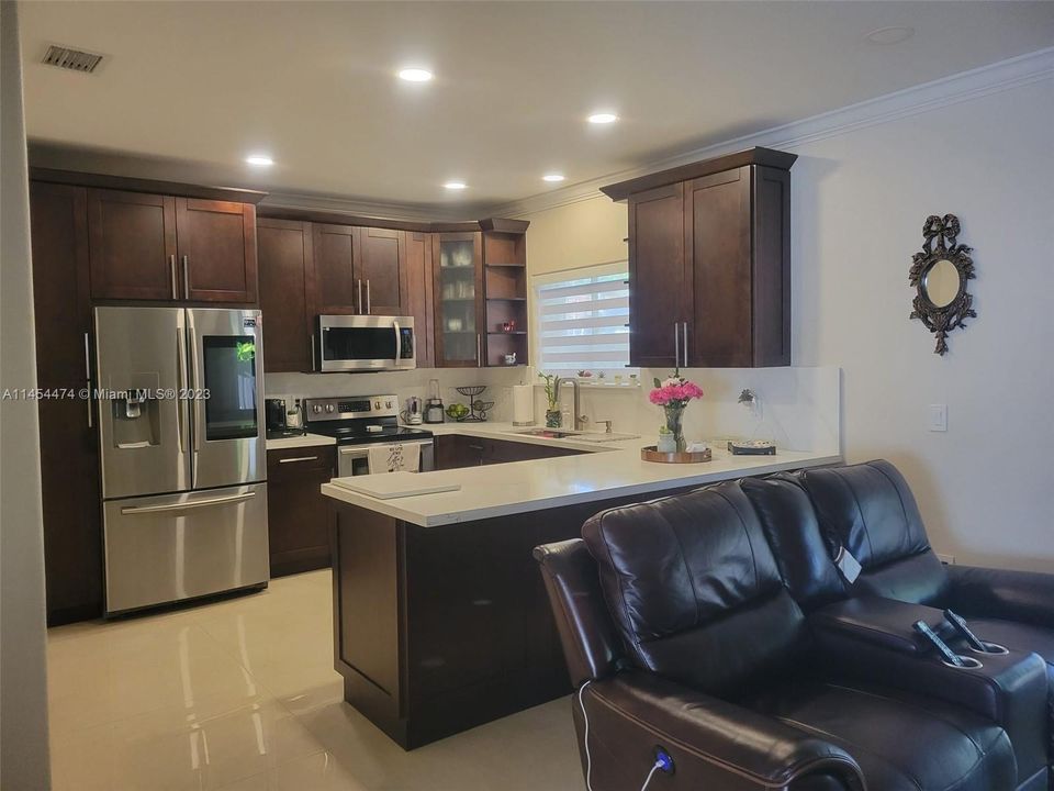 Active With Contract: $699,999 (4 beds, 3 baths, 2082 Square Feet)