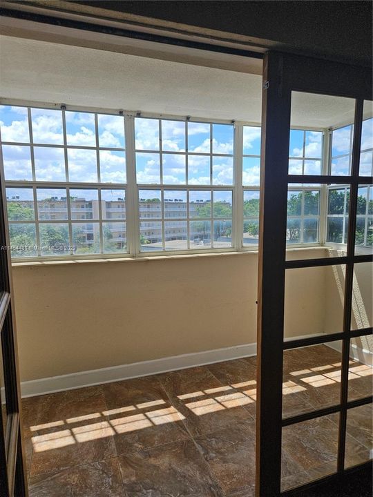 For Rent: $2,200 (2 beds, 2 baths, 1260 Square Feet)