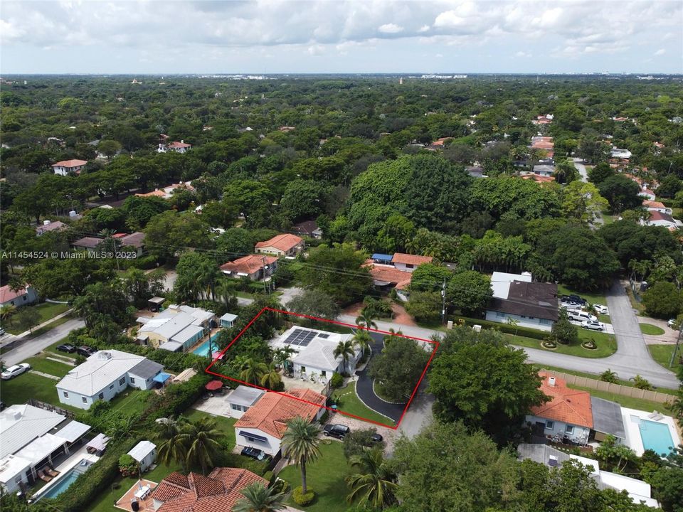 Недавно продано: $1,150,000 (3 спален, 2 ванн, 750 Квадратных фут)