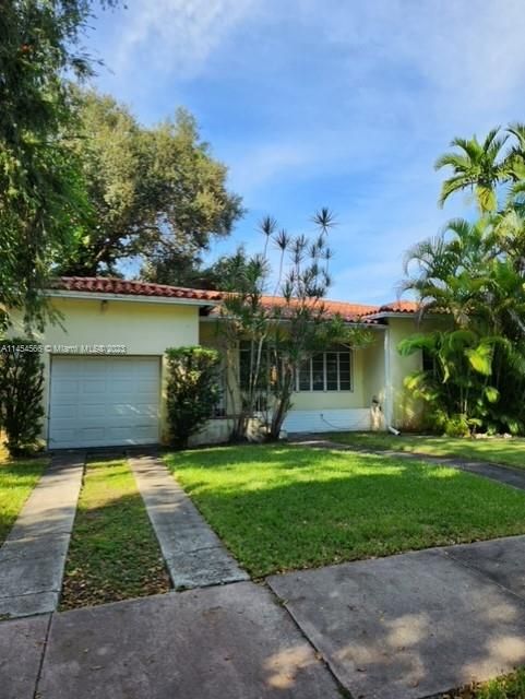 Recently Sold: $750,000 (2 beds, 2 baths, 1442 Square Feet)