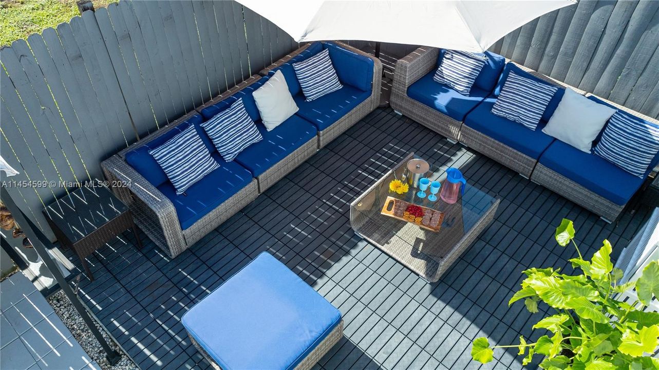 В аренду: $6,900 (3 спален, 2 ванн, 1280 Квадратных фут)