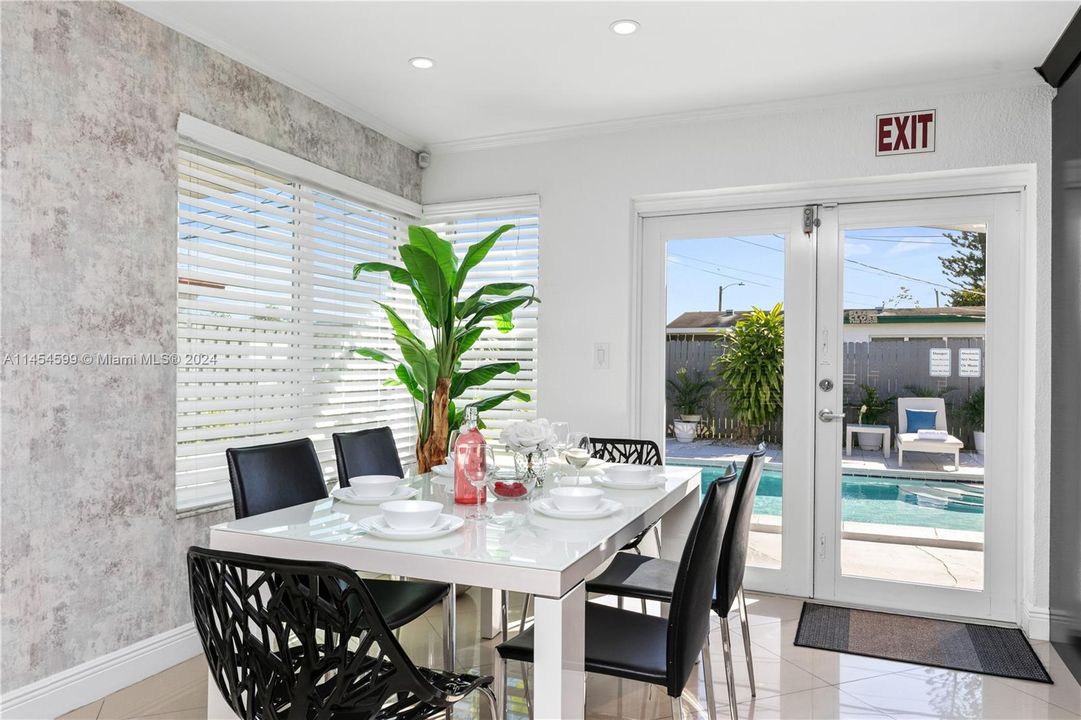 В аренду: $6,900 (3 спален, 2 ванн, 1280 Квадратных фут)