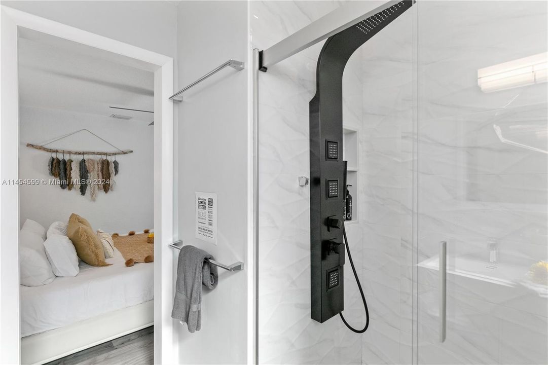 В аренду: $6,900 (3 спален, 2 ванн, 1280 Квадратных фут)