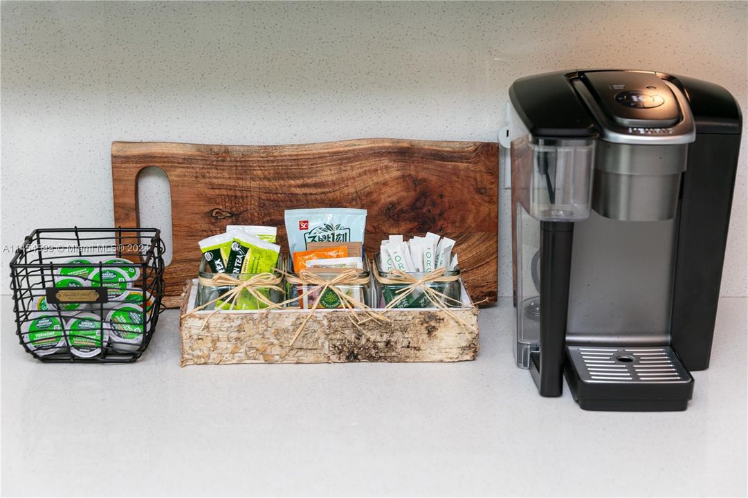 В аренду: $6,900 (3 спален, 2 ванн, 1280 Квадратных фут)