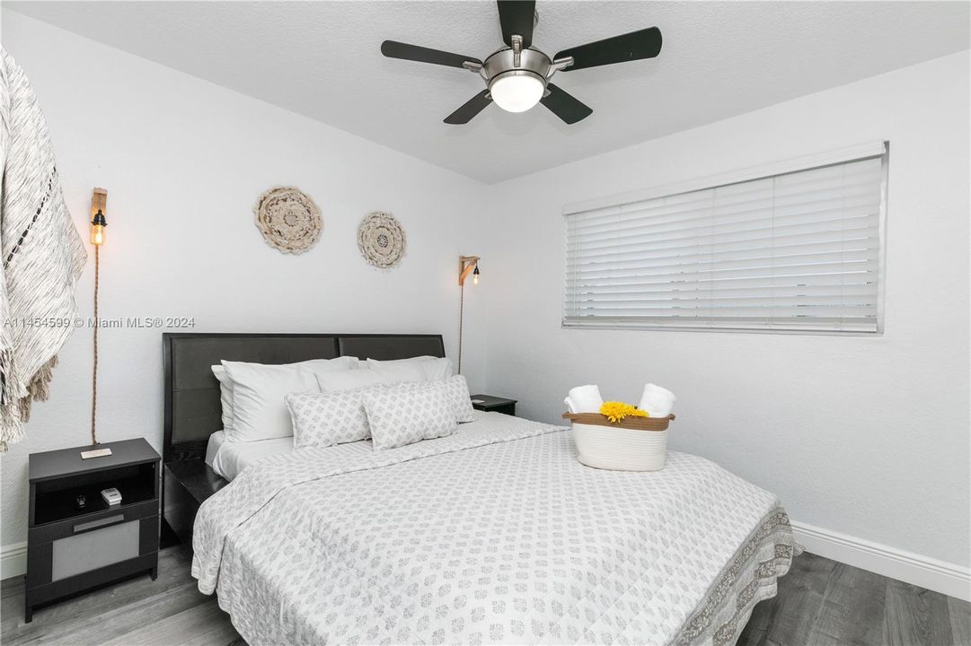 В аренду: $6,900 (3 спален, 2 ванн, 1280 Квадратных фут)