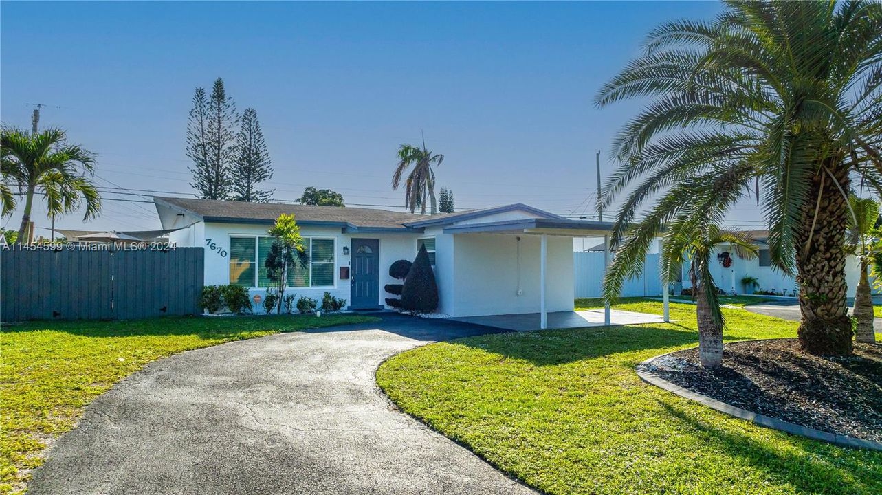 В аренду: $6,900 (3 спален, 2 ванн, 1280 Квадратных фут)