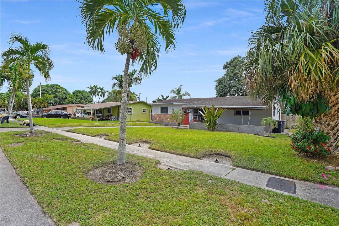 Недавно продано: $409,900 (3 спален, 2 ванн, 1479 Квадратных фут)