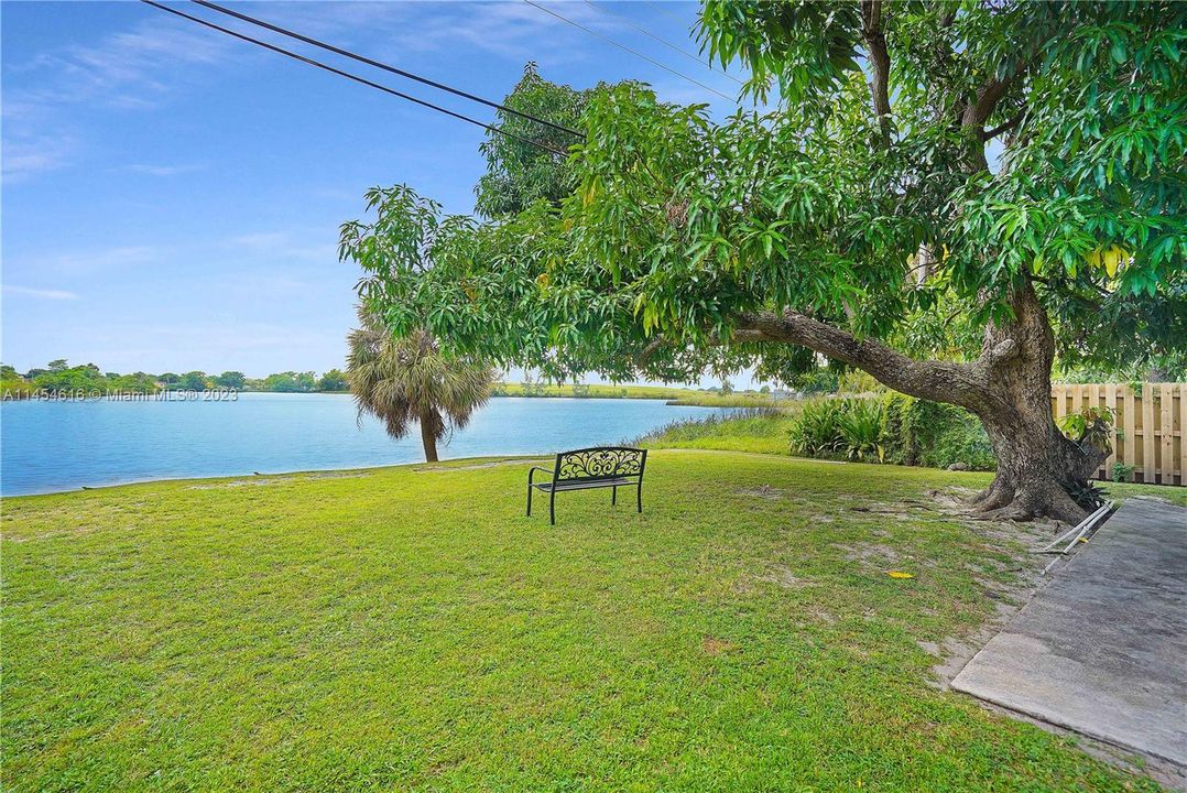 Недавно продано: $409,900 (3 спален, 2 ванн, 1479 Квадратных фут)