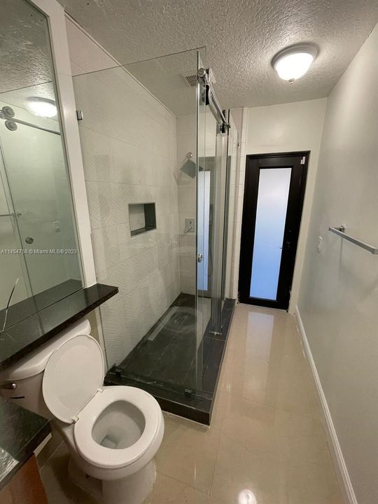 Recently Rented: $3,800 (4 beds, 2 baths, 2336 Square Feet)