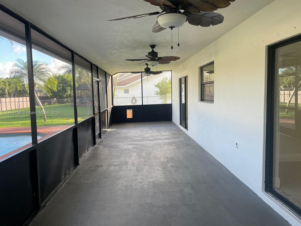 Recently Rented: $3,800 (4 beds, 2 baths, 2336 Square Feet)