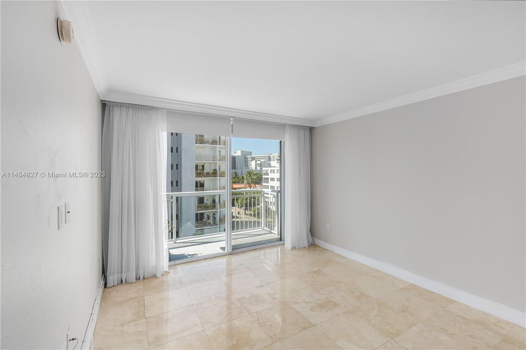 Недавно продано: $420,000 (1 спален, 1 ванн, 718 Квадратных фут)