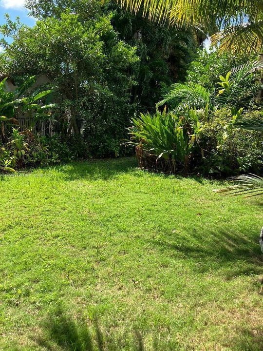 Недавно продано: $2,825,000 (5 спален, 3 ванн, 3288 Квадратных фут)