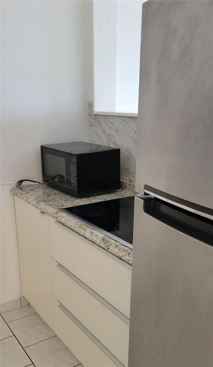 Vendido Recientemente: $96,000 (1 camas, 1 baños, 625 Pies cuadrados)