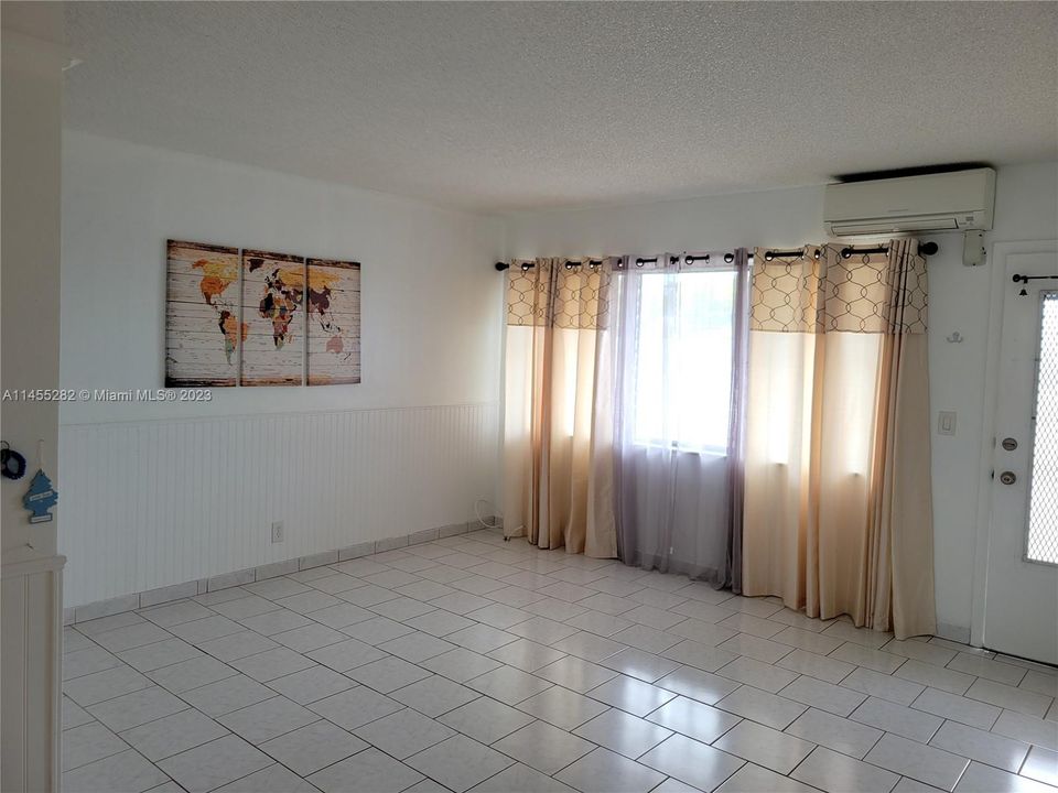 Vendido Recientemente: $96,000 (1 camas, 1 baños, 625 Pies cuadrados)