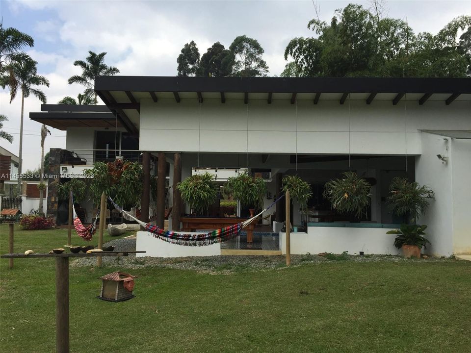 For Sale: $1,100,000 (5 beds, 5 baths, 0 Square Feet)