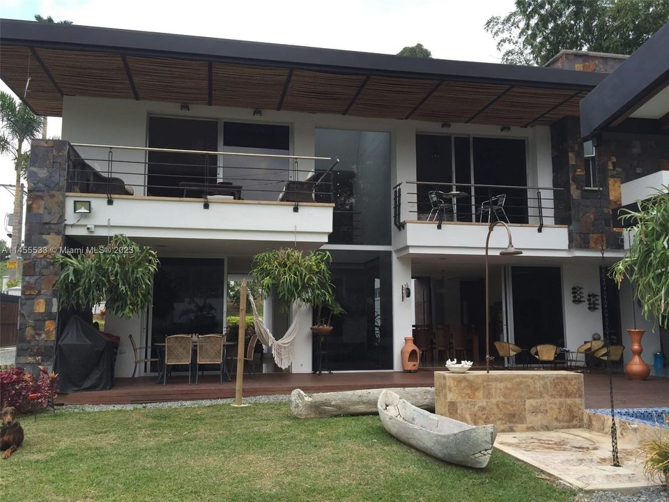 For Sale: $1,100,000 (5 beds, 5 baths, 0 Square Feet)
