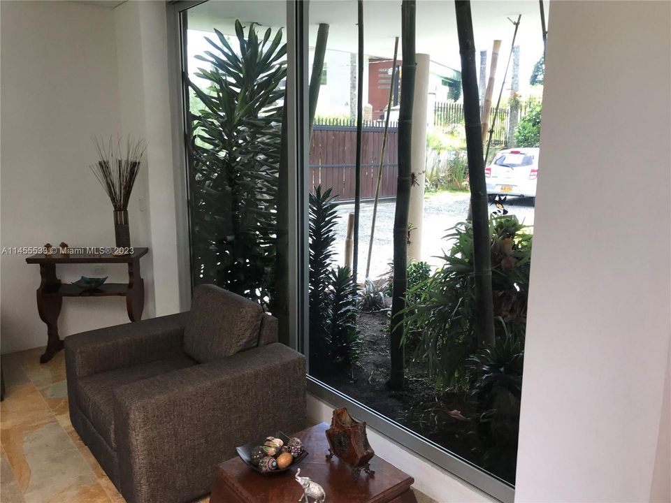 For Sale: $1,100,000 (5 beds, 5 baths, 0 Square Feet)