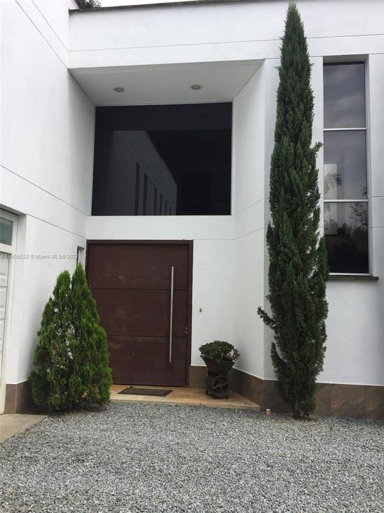 For Sale: $1,100,000 (5 beds, 5 baths, 0 Square Feet)
