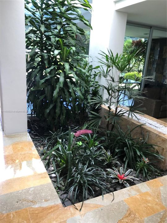 For Sale: $1,100,000 (5 beds, 5 baths, 0 Square Feet)