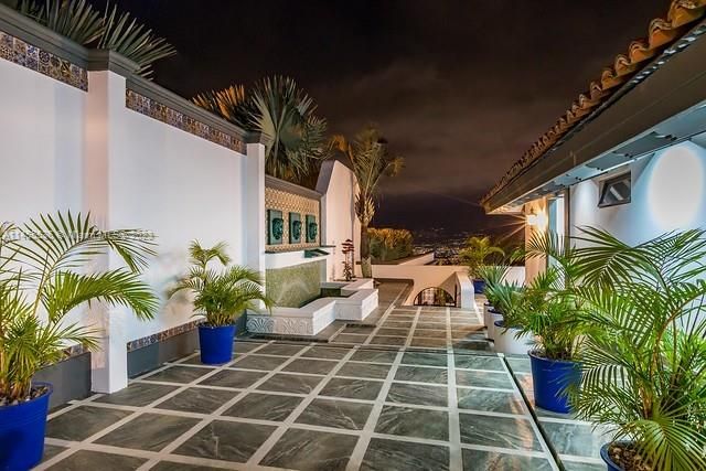 For Sale: $1,495,000 (8 beds, 8 baths, 0 Square Feet)