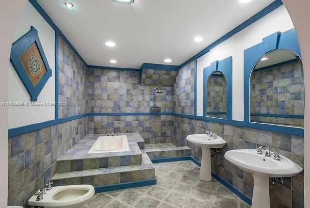For Sale: $1,495,000 (8 beds, 8 baths, 0 Square Feet)