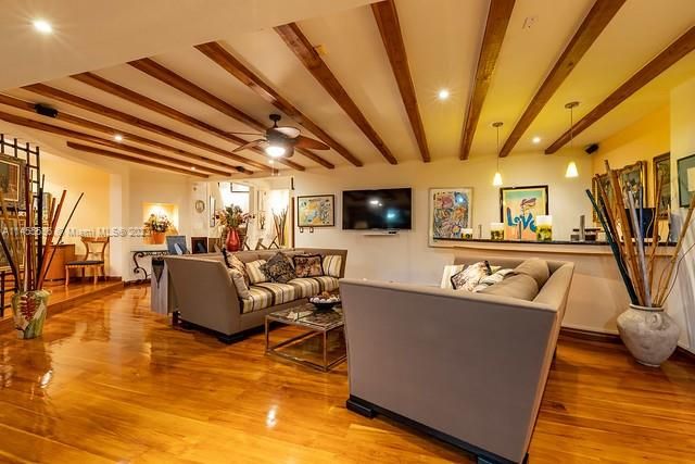 For Sale: $1,495,000 (8 beds, 8 baths, 0 Square Feet)