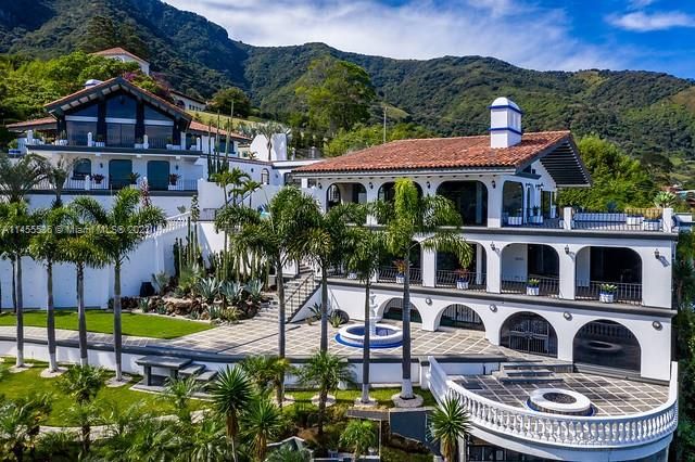 For Sale: $1,495,000 (8 beds, 8 baths, 0 Square Feet)