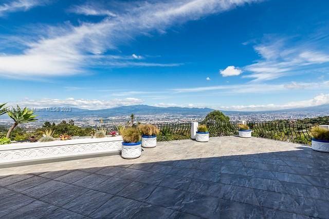 For Sale: $1,495,000 (8 beds, 8 baths, 0 Square Feet)
