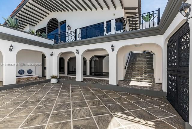 For Sale: $1,495,000 (8 beds, 8 baths, 0 Square Feet)