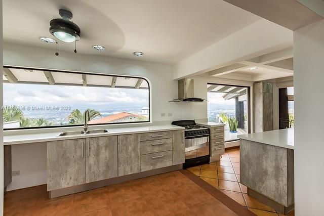 For Sale: $1,495,000 (8 beds, 8 baths, 0 Square Feet)