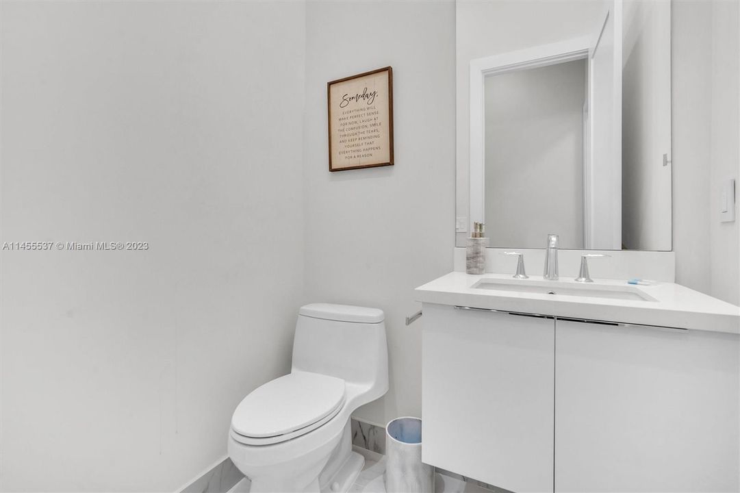 Недавно продано: $1,995,000 (4 спален, 3 ванн, 3100 Квадратных фут)