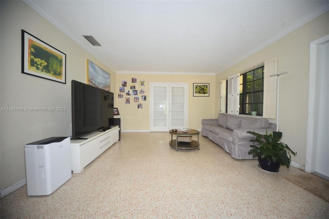 Vendido Recientemente: $2,800,000 (3 camas, 2 baños, 1092 Pies cuadrados)