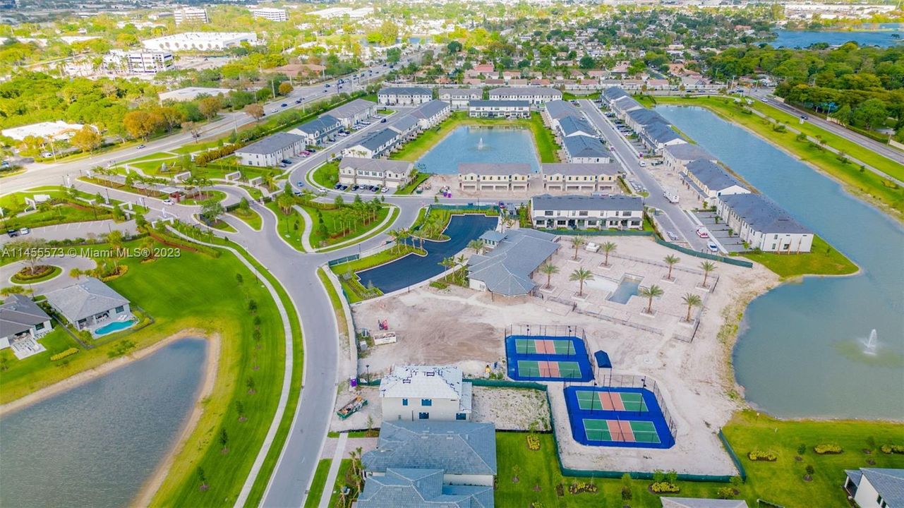 Недавно продано: $699,900 (3 спален, 2 ванн, 0 Квадратных фут)