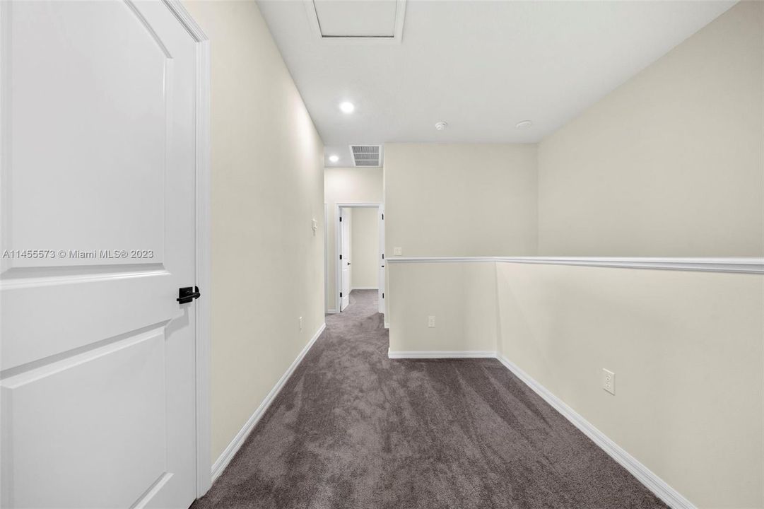 Недавно продано: $699,900 (3 спален, 2 ванн, 0 Квадратных фут)