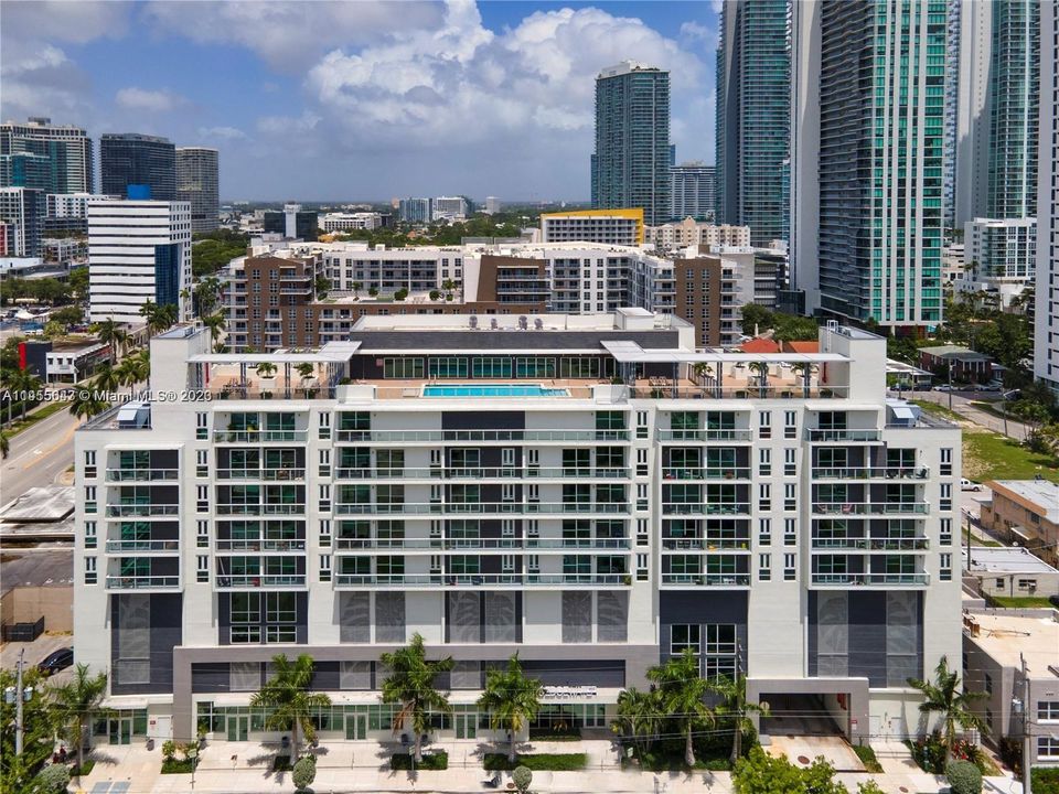 Recently Sold: $473,500 (2 beds, 2 baths, 815 Square Feet)