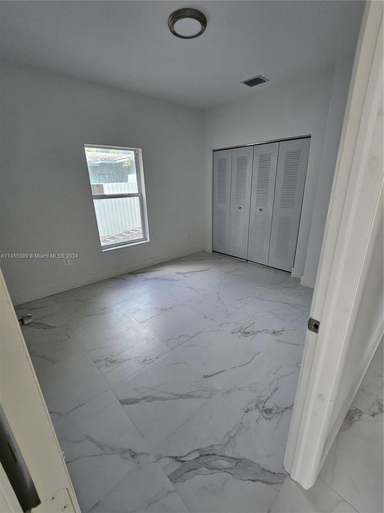 Vendido Recientemente: $1,180,000 (0 camas, 0 baños, 2576 Pies cuadrados)