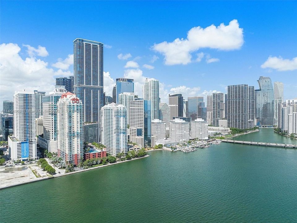 Недавно продано: $459,000 (1 спален, 1 ванн, 760 Квадратных фут)