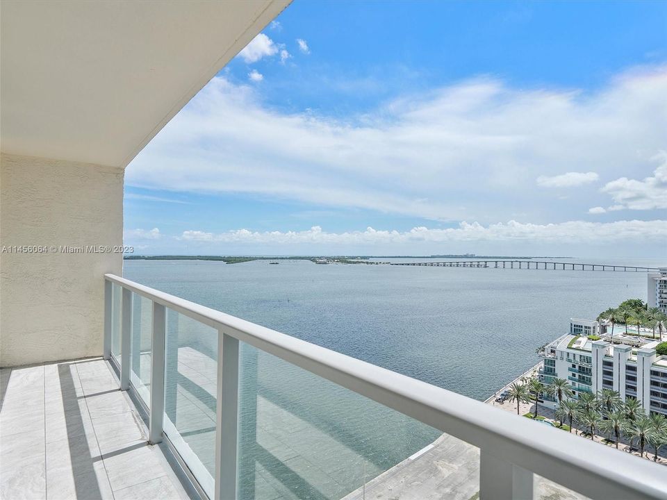 Недавно продано: $459,000 (1 спален, 1 ванн, 760 Квадратных фут)