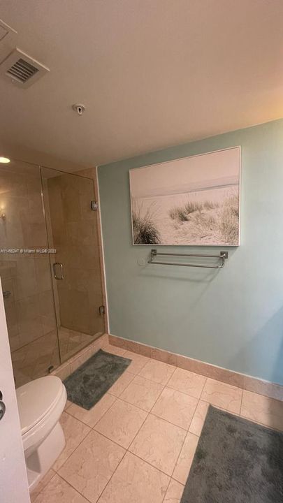 Недавно продано: $259,000 (1 спален, 1 ванн, 585 Квадратных фут)