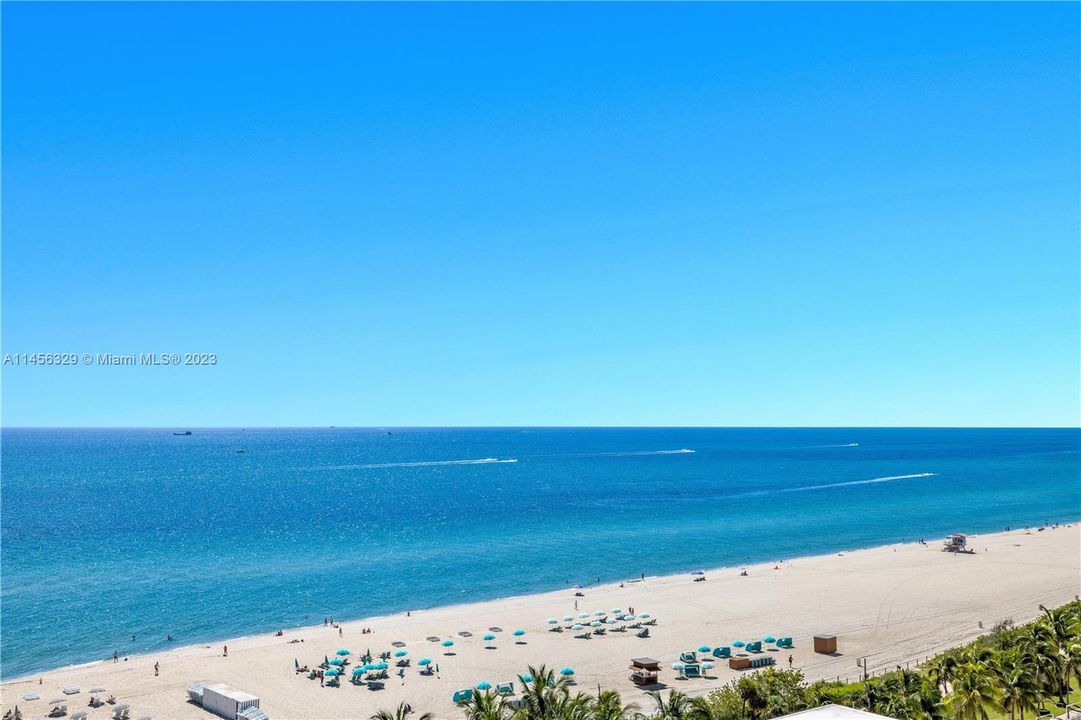 Recently Sold: $4,995,000 (2 beds, 2 baths, 1450 Square Feet)