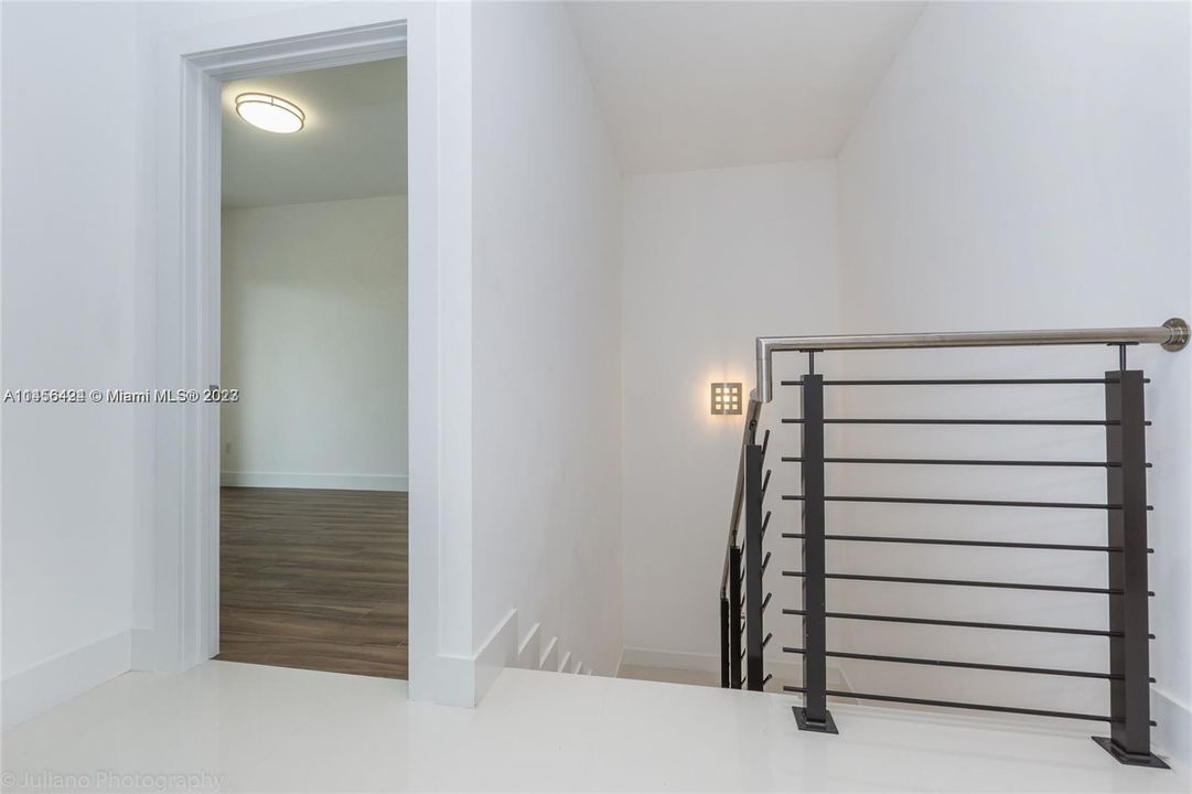 Recently Rented: $3,500 (2 beds, 2 baths, 1734 Square Feet)